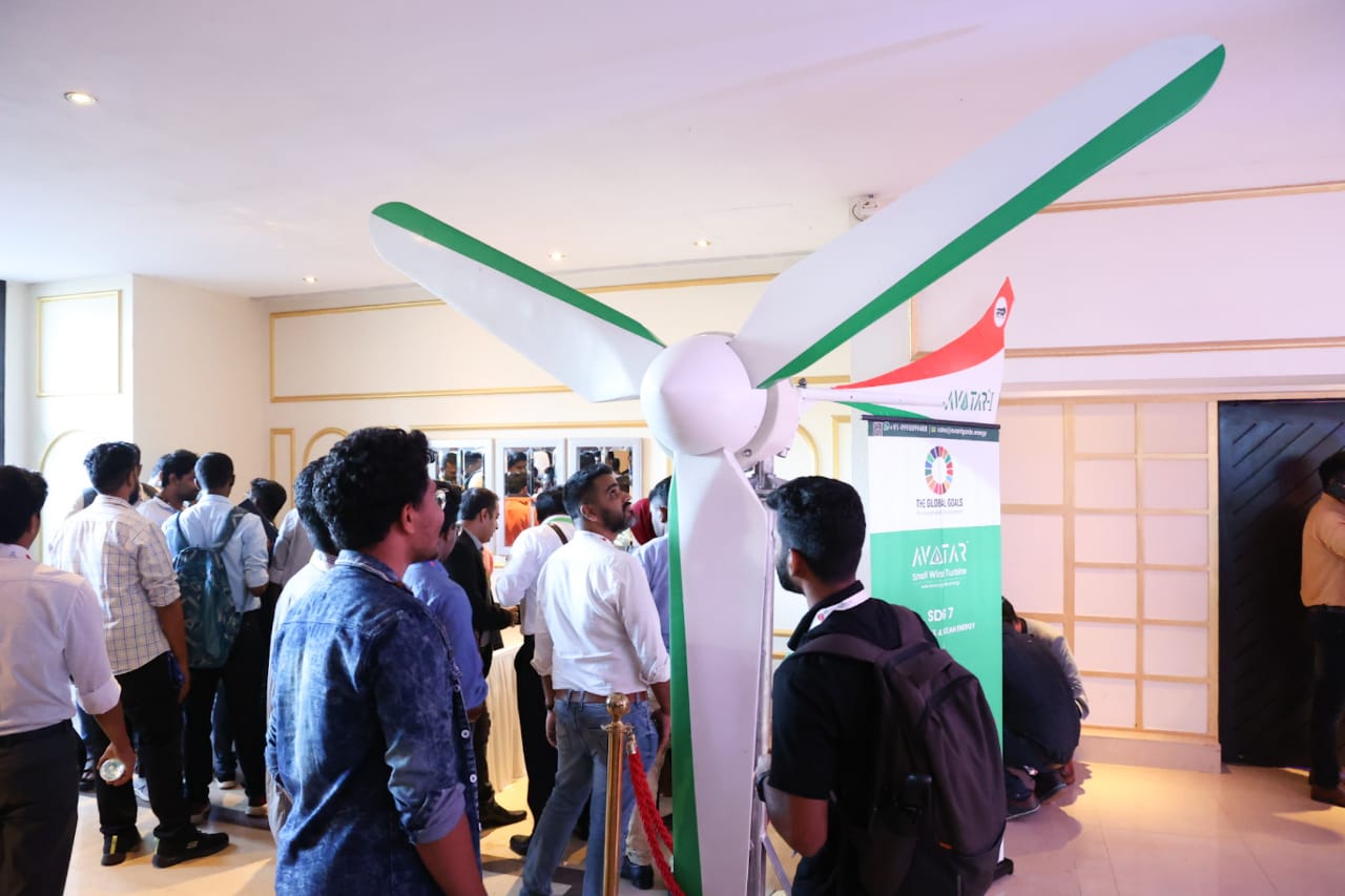 Low-cost wind-power turbine invites attention at ‘Huddle Global’